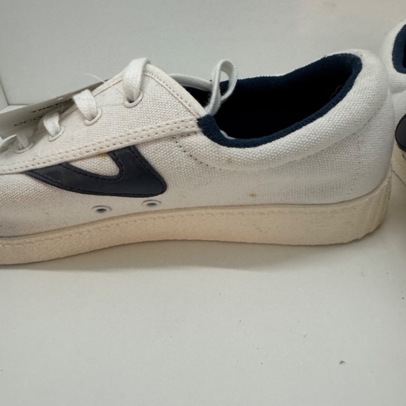 NWT white Tretorn sneakers size 9 - Picture 6 of 11